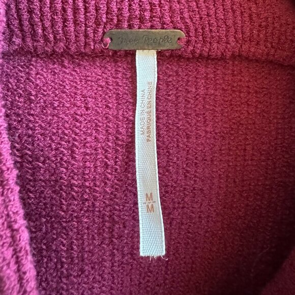 Free People Wide Mock Neck Sweater sz Medium - Picture 2 of 3